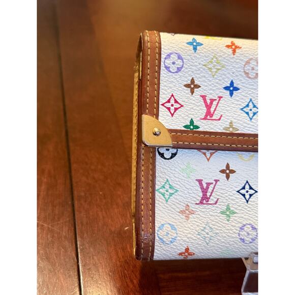 LOUIS VUITTON  Takashi Murakami Porte Tresor International Wallet - Picture 4 of 16